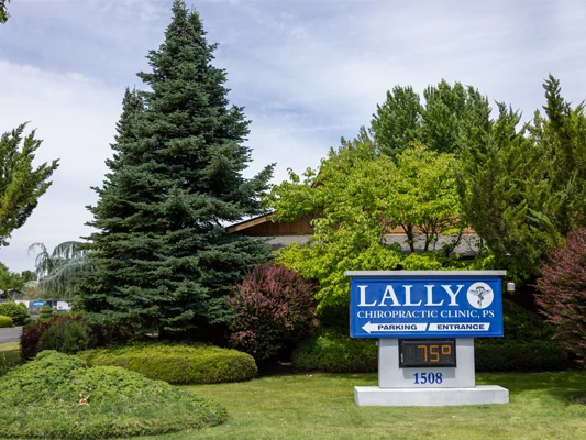 The outdoor entrance and sign for Lally Chiropractic Clinic, PS, located in Yakima, WA.